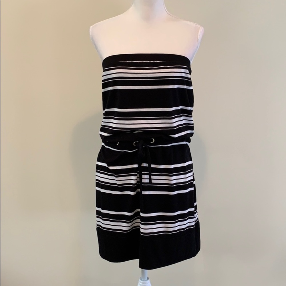White House Black Market strapless dress
